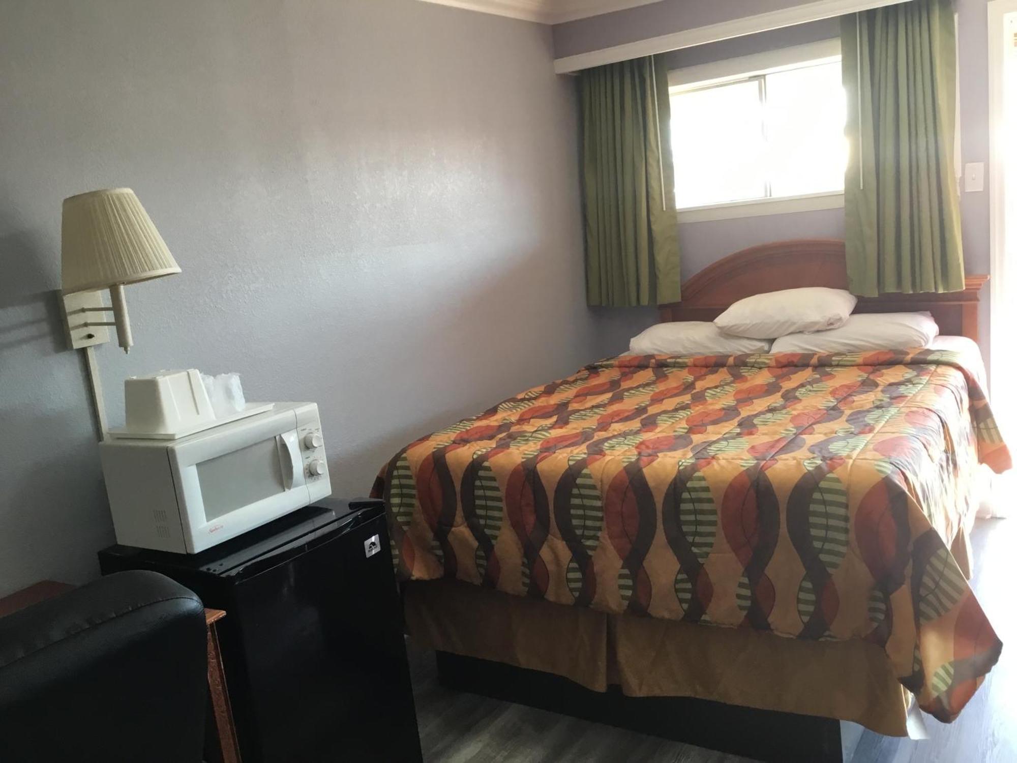 Budget Inn Plainview Екстериор снимка