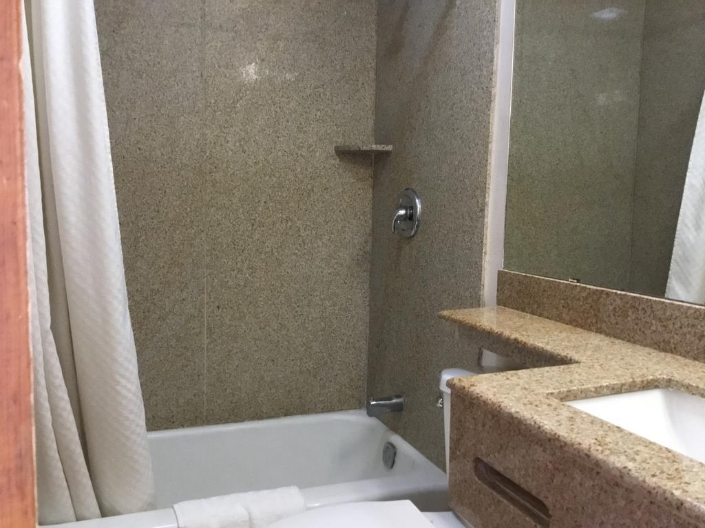 Budget Inn Plainview Екстериор снимка